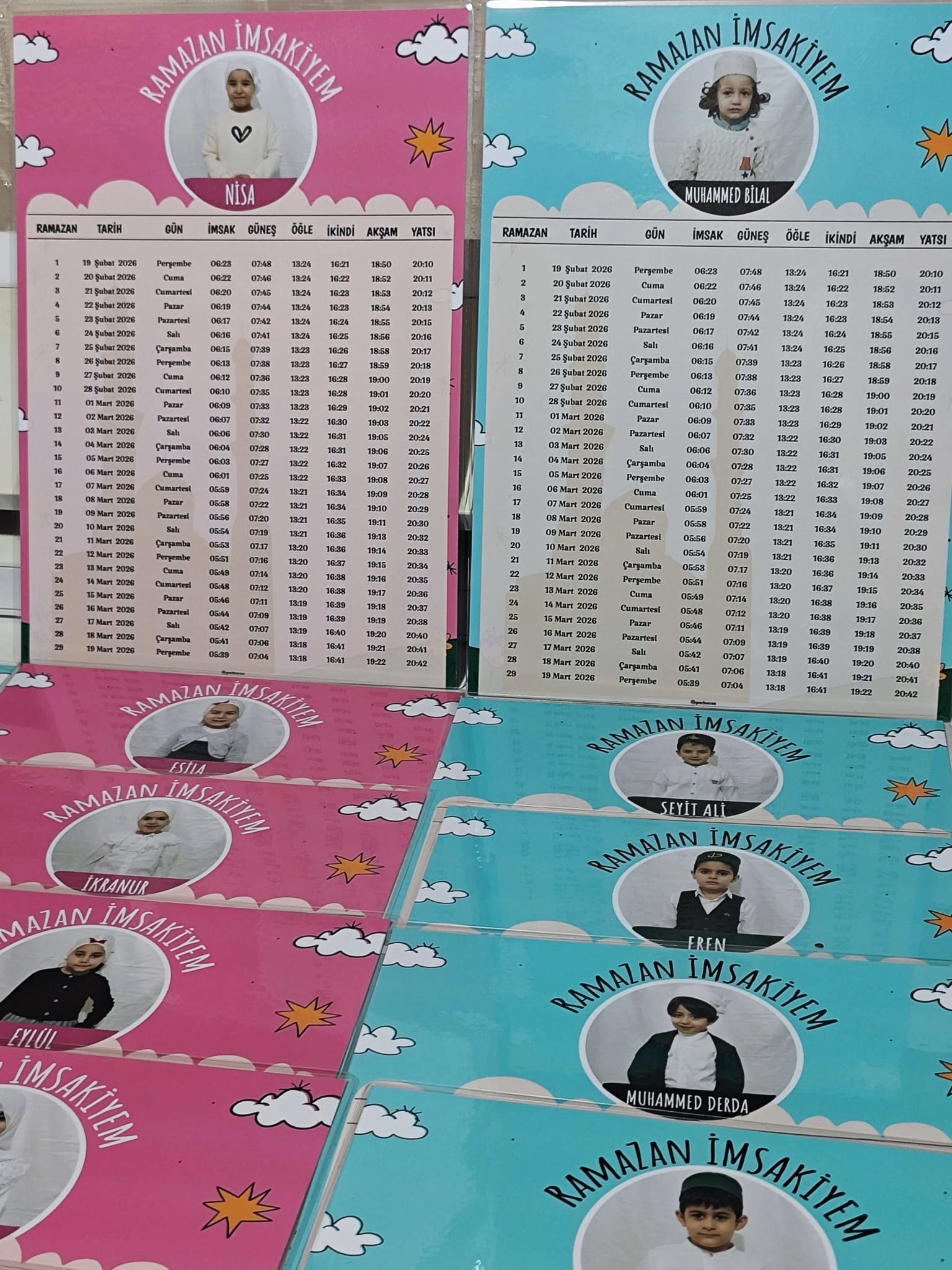 Çocuk Resimli ve İsimli Kişiye Özel Ramazan İmsakiyesi (PVC KAPLAMA)