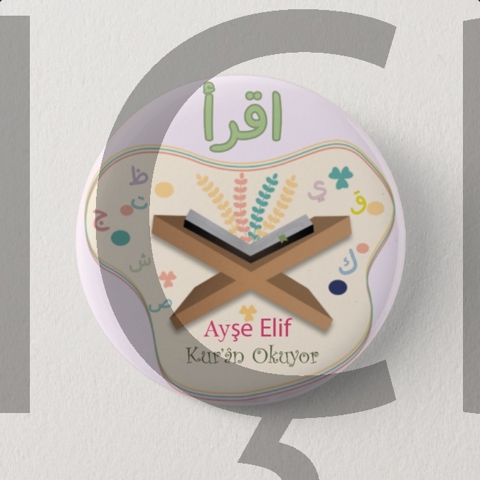 ’’İkra’’ Pembe Kız Hediyelik Kart-Rozet