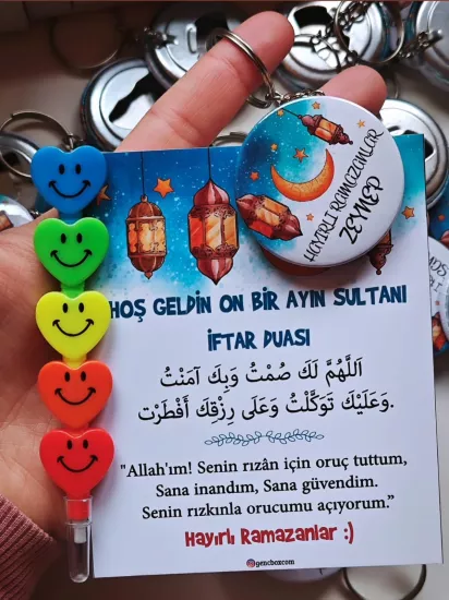 Yumurtlayan Kalem ve İsme Özel Anahtarlıklı Hediyelik Paket