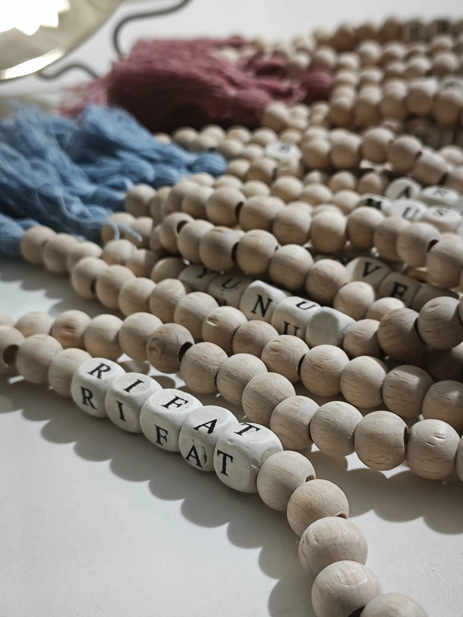 Püsküllü İsme Özel Ahşap Çocuk Tesbih (33’lü)