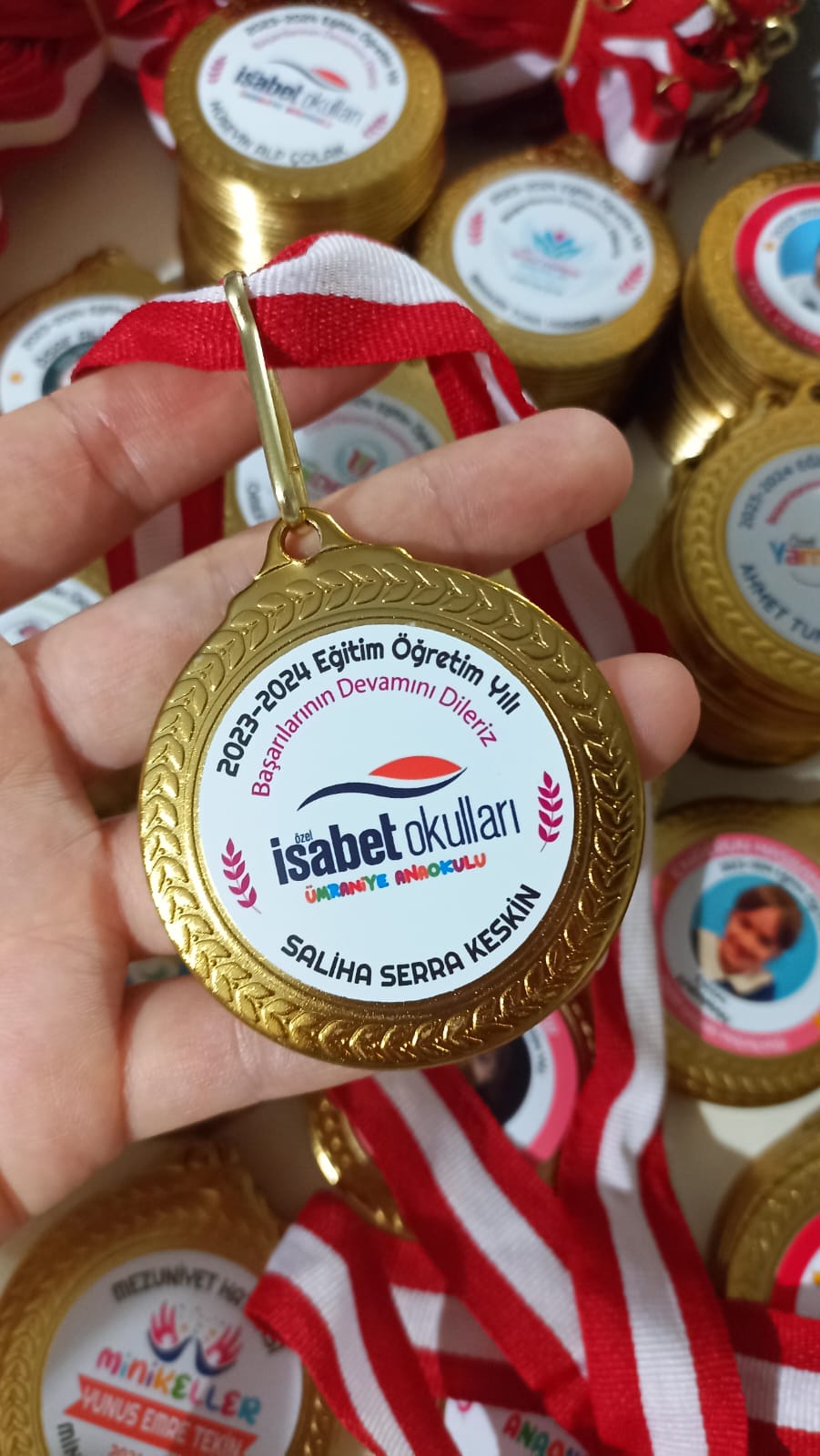 Özel Tasarım Okul Logolu Altın Renk Madalyon (SABİT BASKILI)