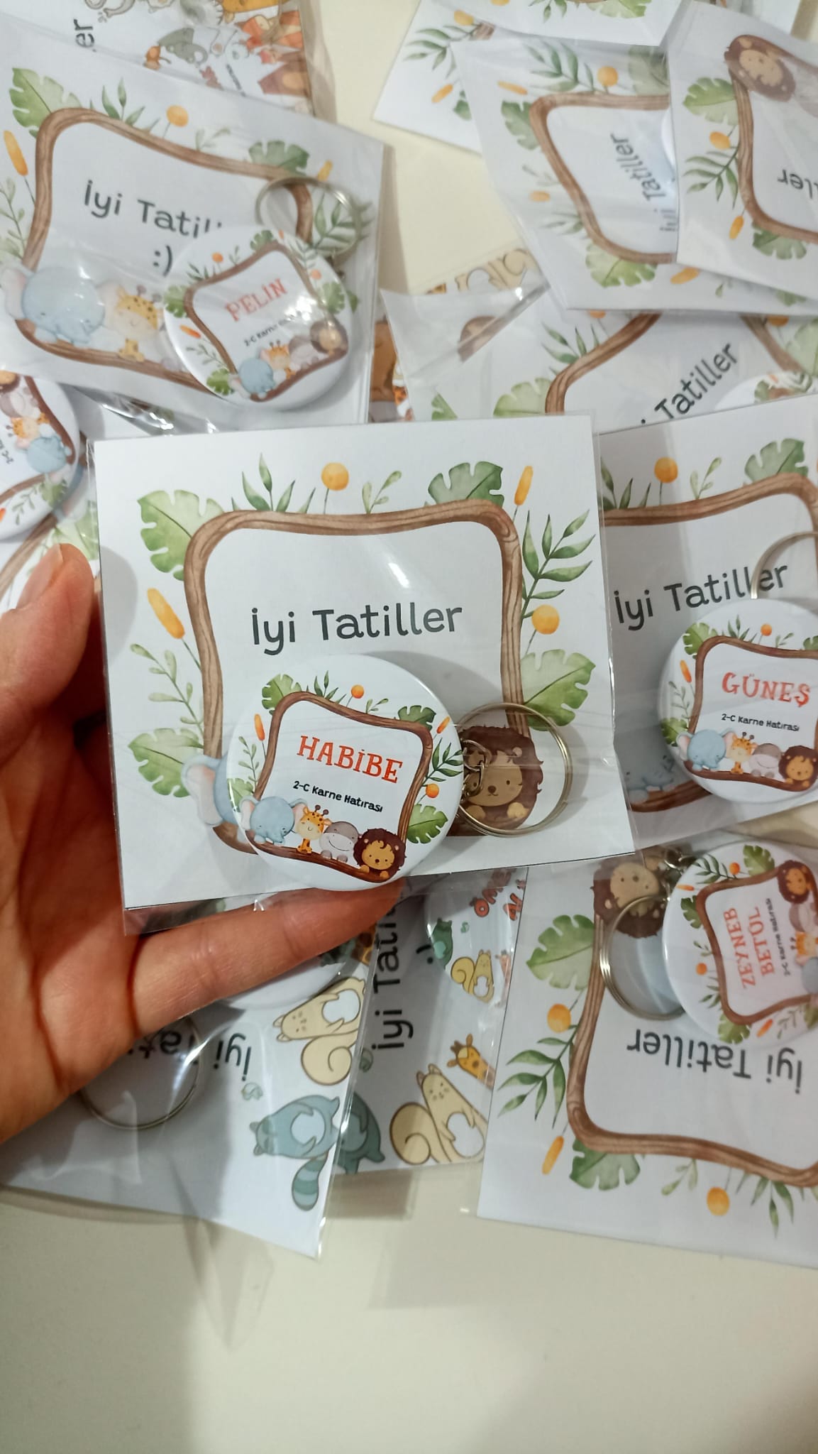 Hayvan Figürlü Açacaklı Anahtarlıklı Çocuk Hediyelik Paket