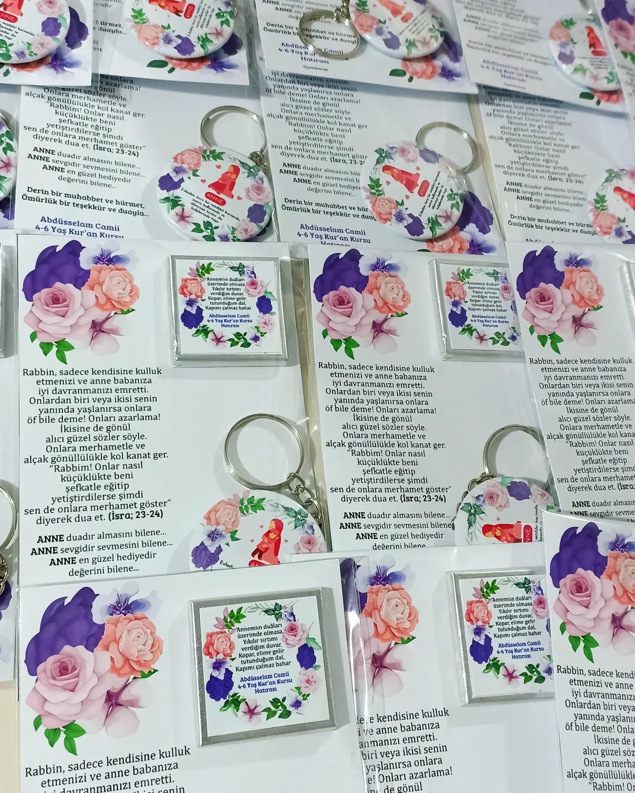 ’’ANNE’’ Açacaklı Anahtarlıklı Çikolatalı Hediyelik Kart Paketi