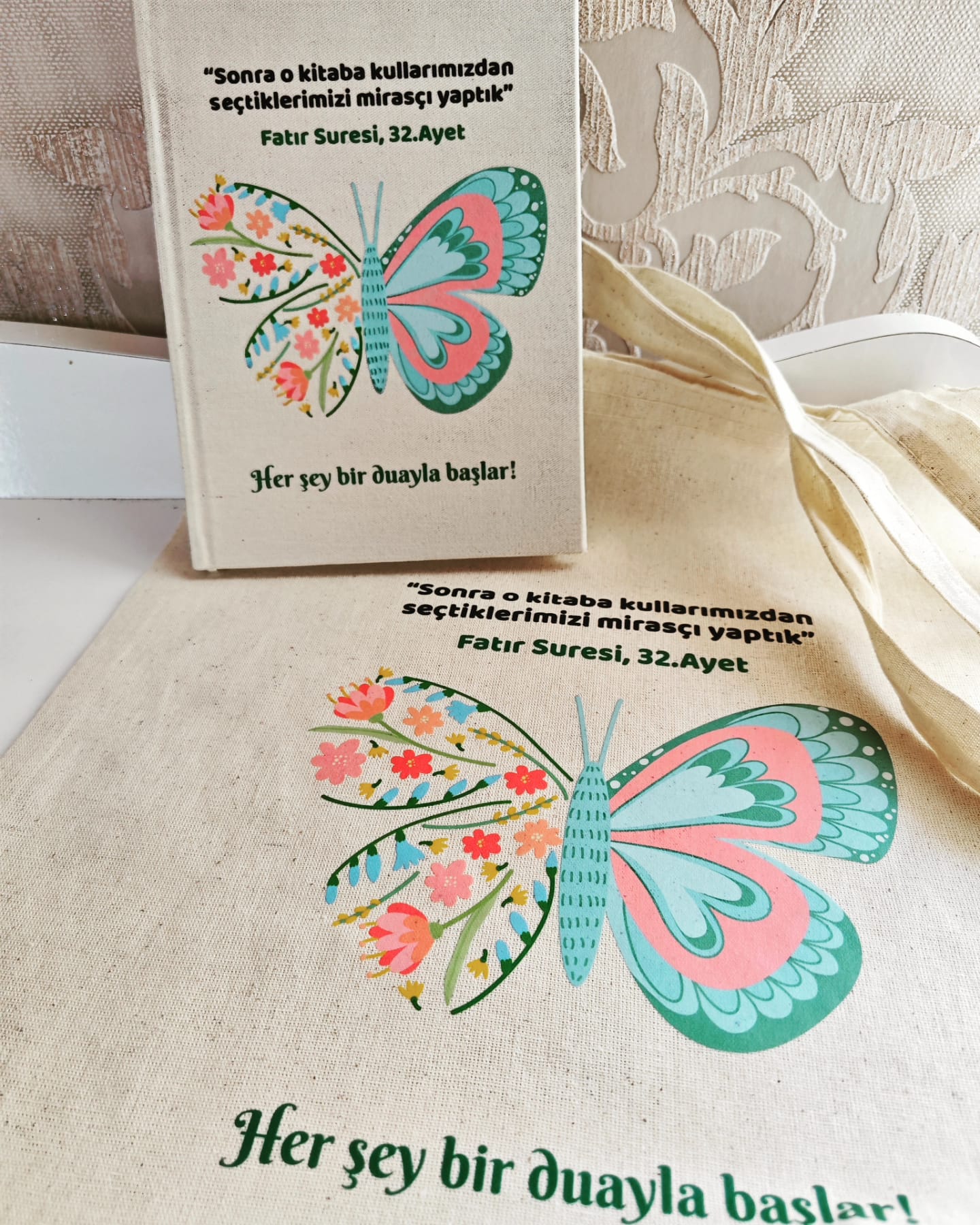 Kelebek Baskılı Kanvas Defter ve Ham Bez Çanta (Ayeti Kerime Yazılı)