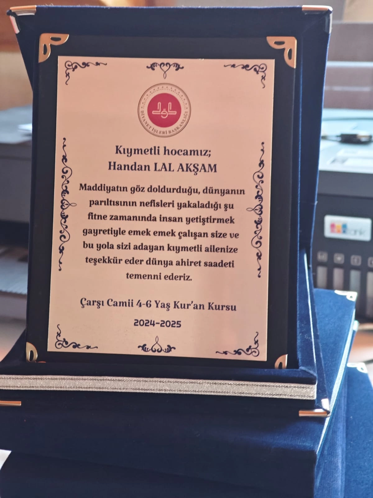 Teşekkür Plaketi- Kadife Lacivert Plaket (Orta Boy)